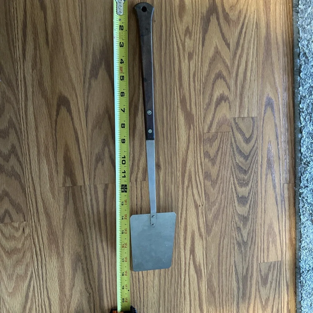 Vint Flint Arrowhead Spatula Flipper Wood Handle USA Vintage Retro Gently Used